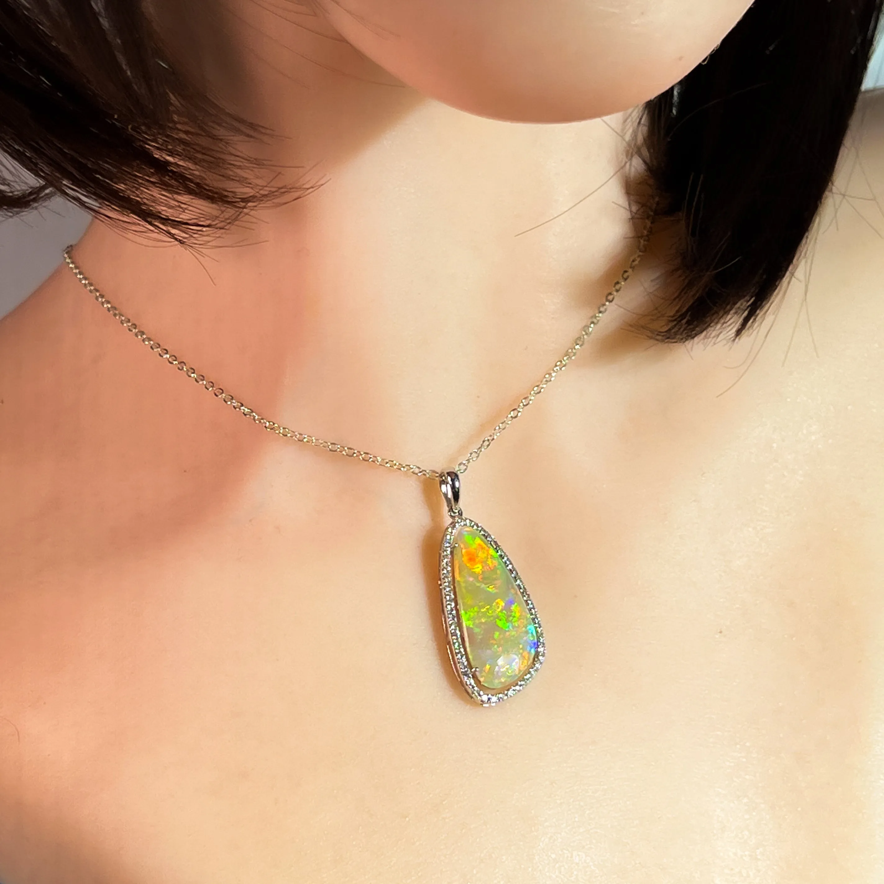 14kt White Gold Crystal Opal 5.22ct and White Sapphire 0.35ct