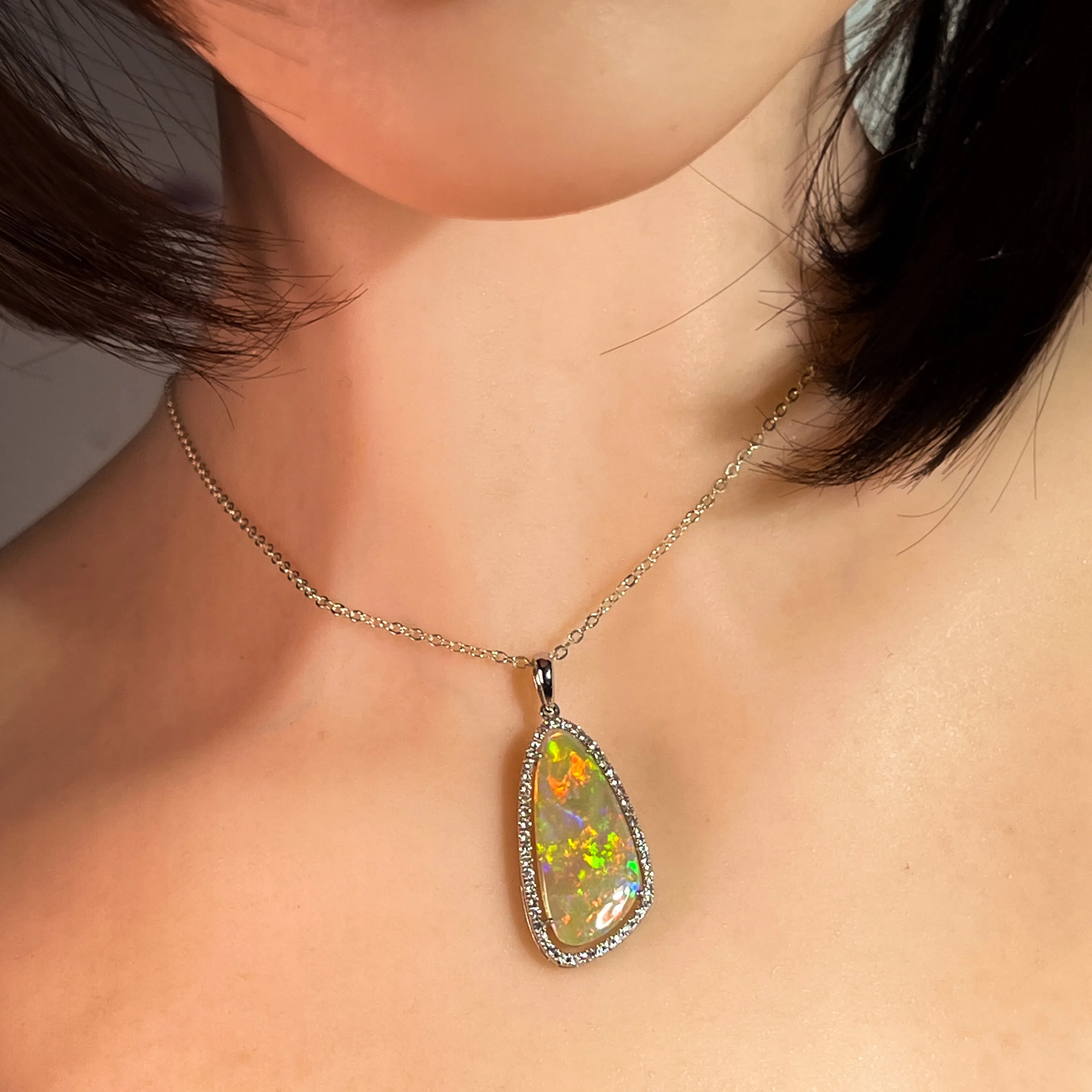 14kt White Gold Crystal Opal 5.22ct and White Sapphire 0.35ct