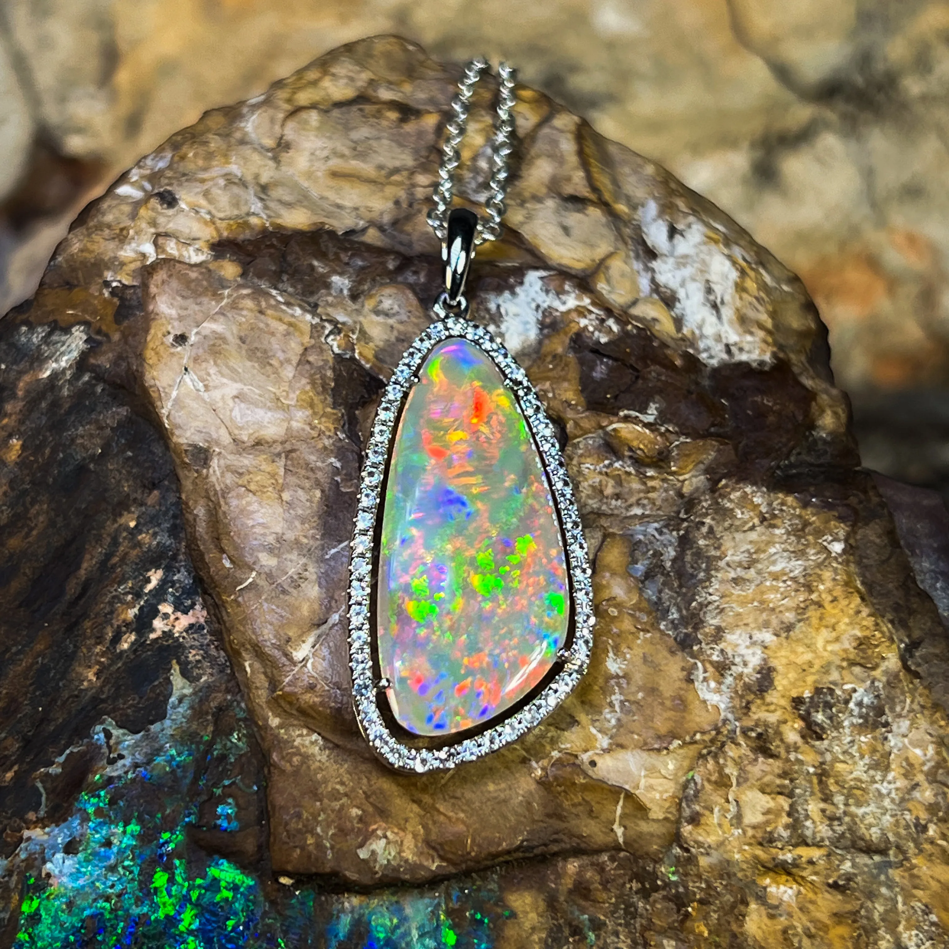 14kt White Gold Crystal Opal 5.22ct and White Sapphire 0.35ct