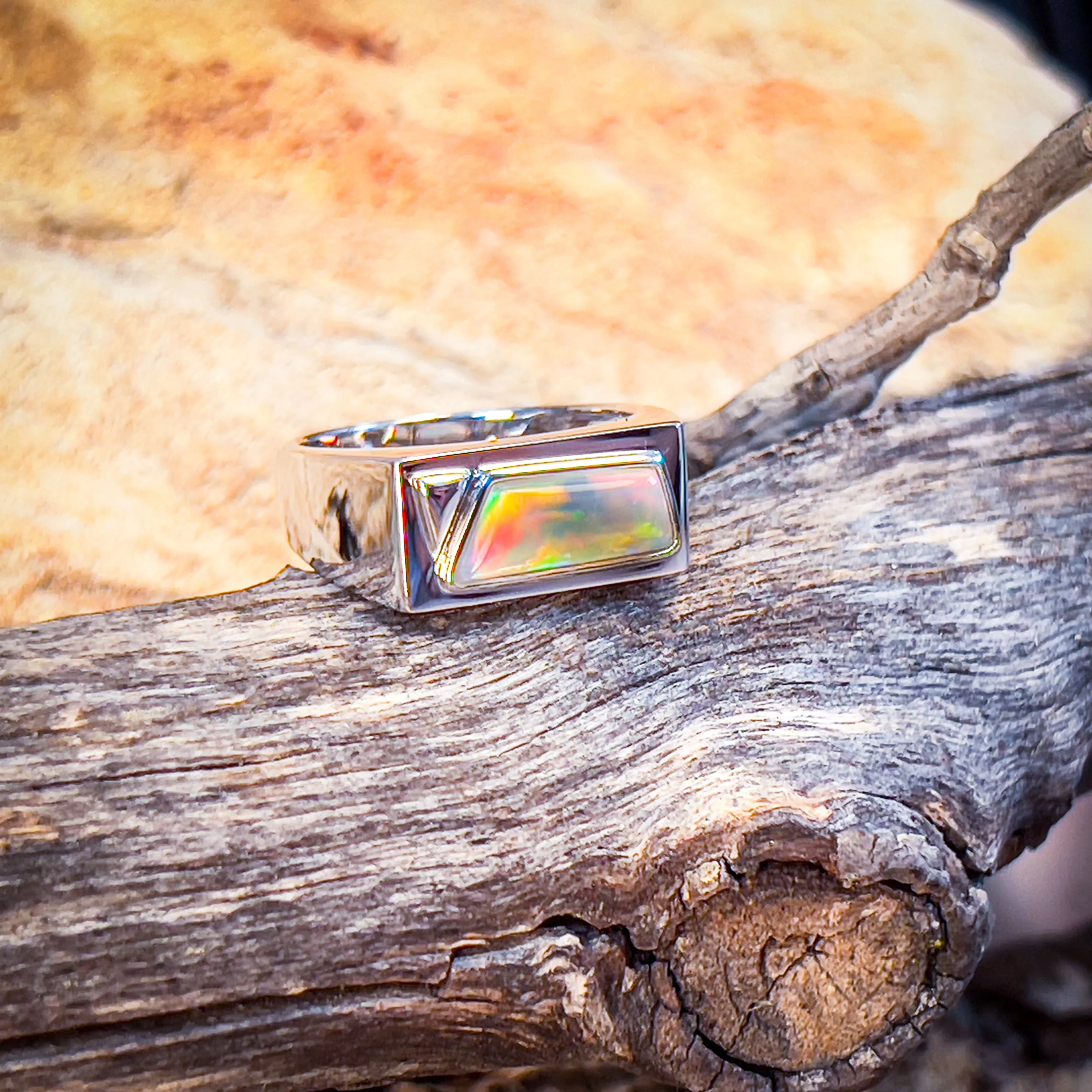 14kt White Gold Crystal Opal ring