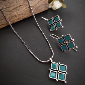 Aashirs Silver Toned Stone Setting Pendant Earring Set - Teal Green