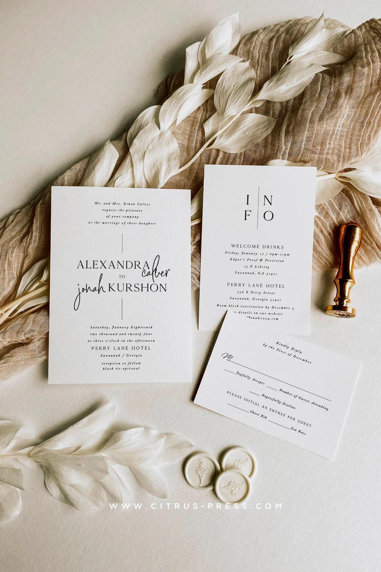 Black and White Enclosure Card | Lexi