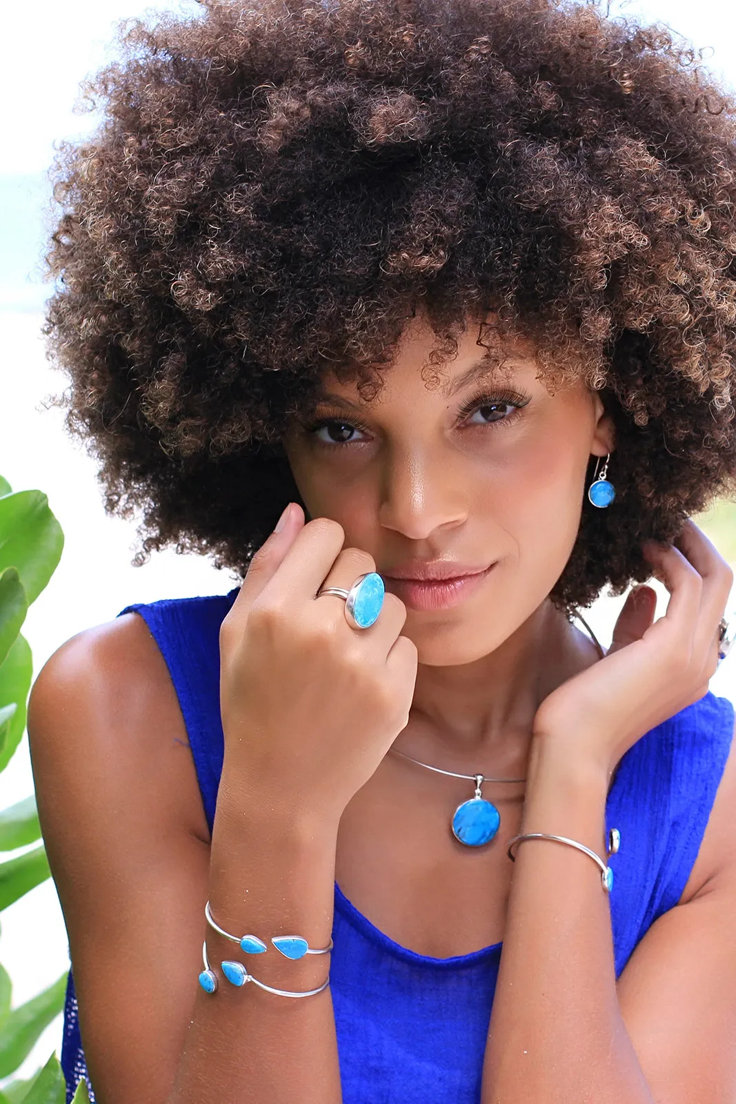 Blue Turquoise Round Pendant
