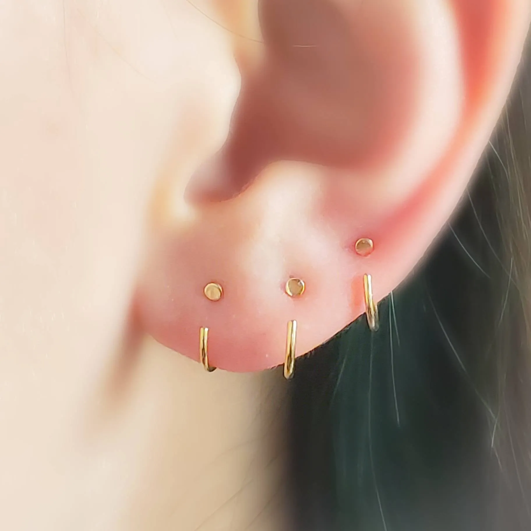 Dot Hug Hoops in 14k Gold