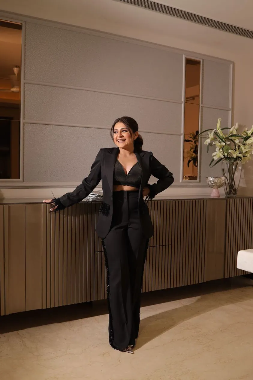Meghna Pahwa in Victoria Black Set