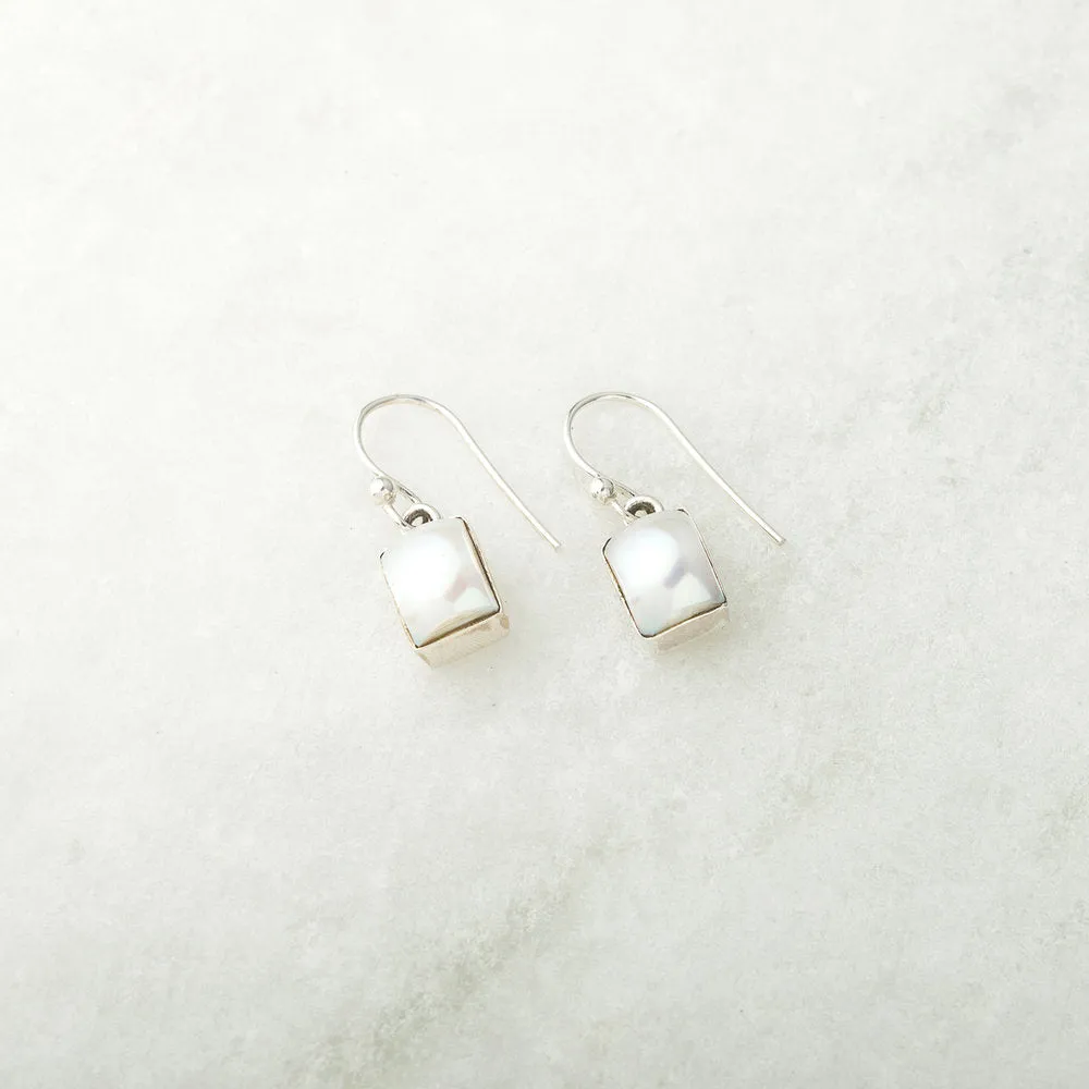 Quinn, Cultured Pearl Earrings
