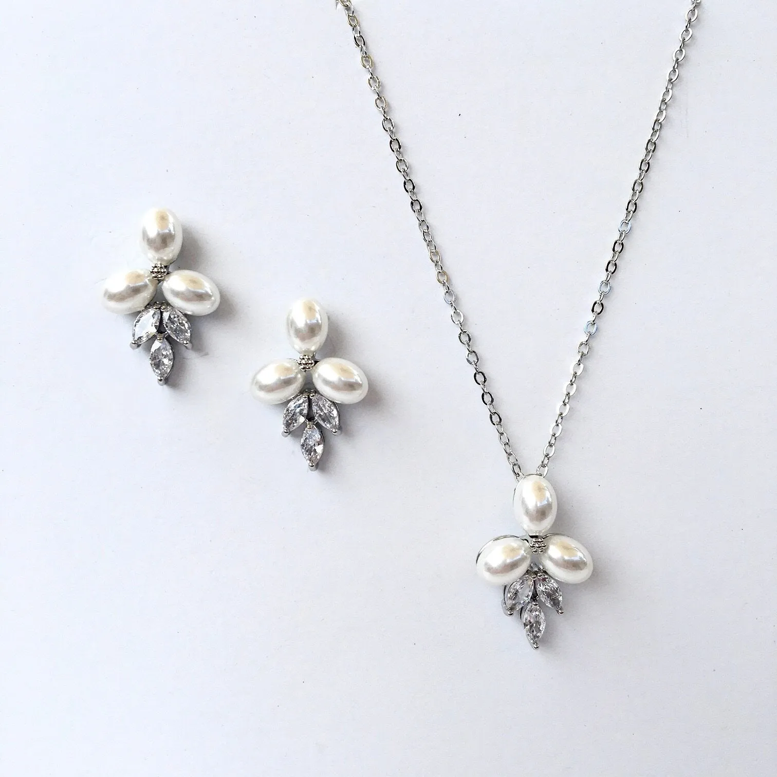 "Adonna" - Pearl Bridal Jewelry Set - Available in Silver, Rose Gold and Yellow Gold