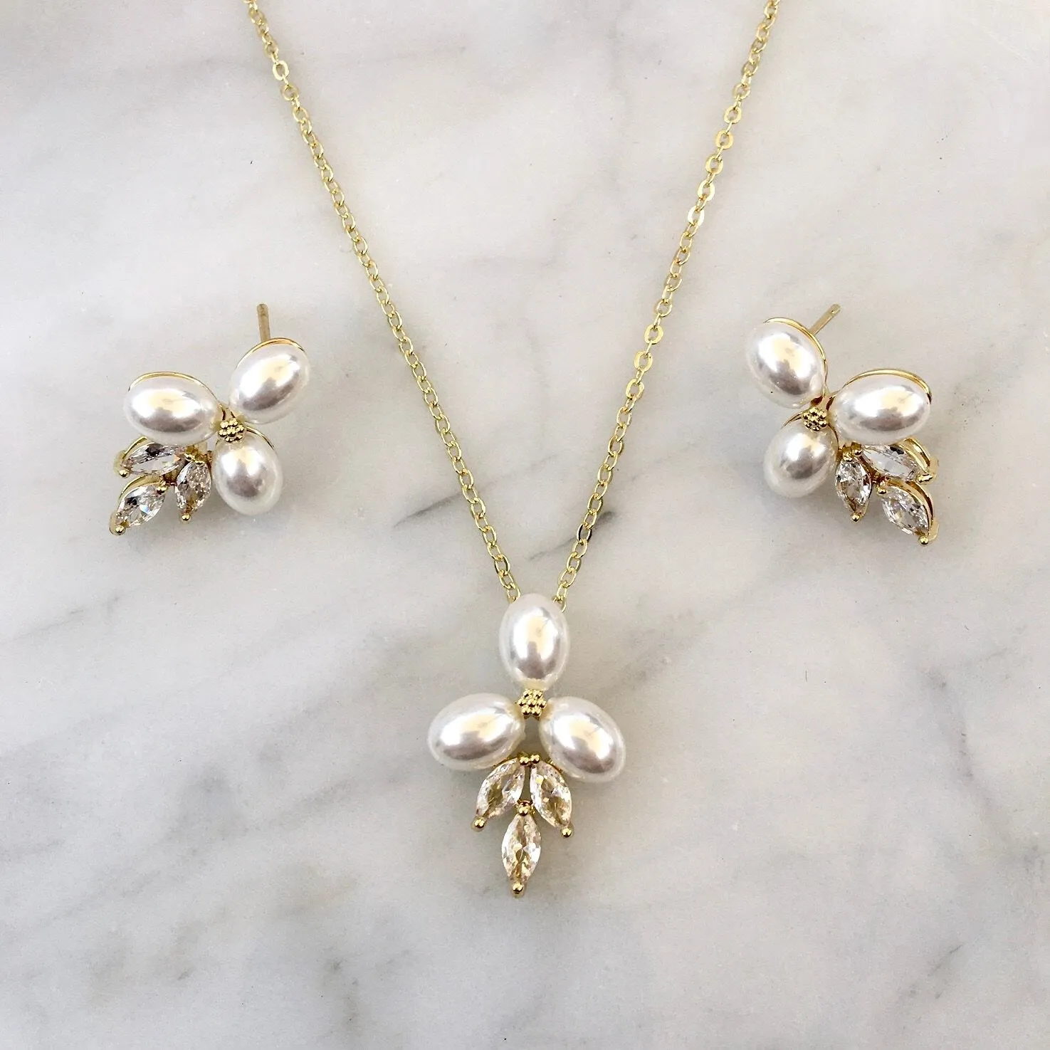 "Adonna" - Pearl Bridal Jewelry Set - Available in Silver, Rose Gold and Yellow Gold