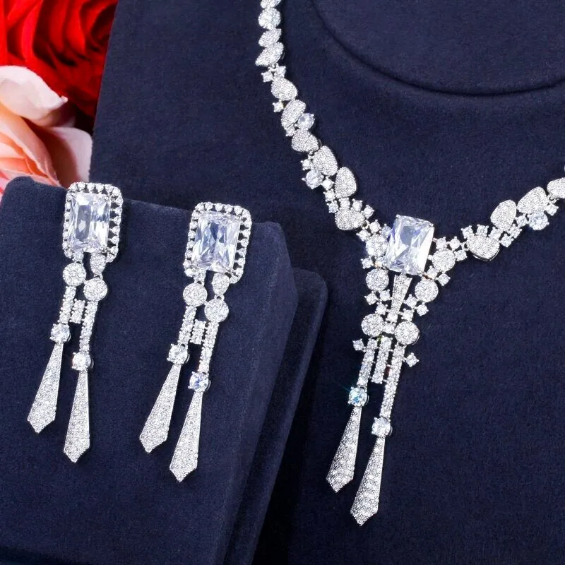 "Arissa" - Luxury Silver Cubic Zirconia Bridal Jewelry Set