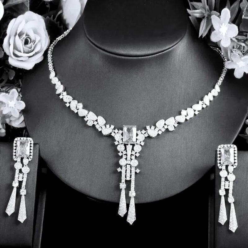 "Arissa" - Luxury Silver Cubic Zirconia Bridal Jewelry Set
