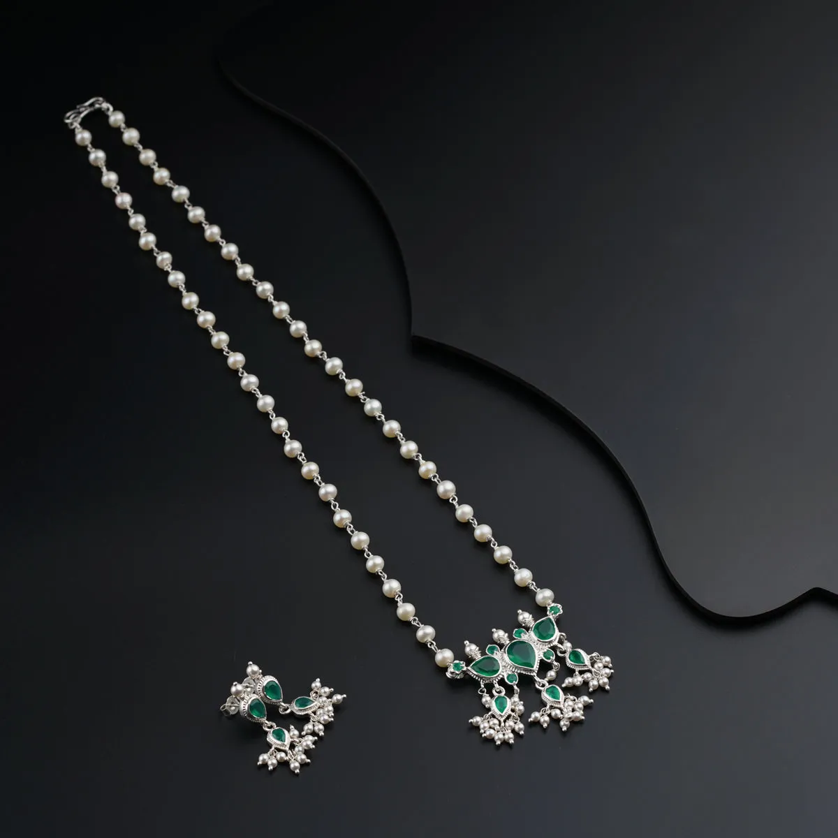 Silver Tanmani Set with Green Onyx and Fresh Water Pearls