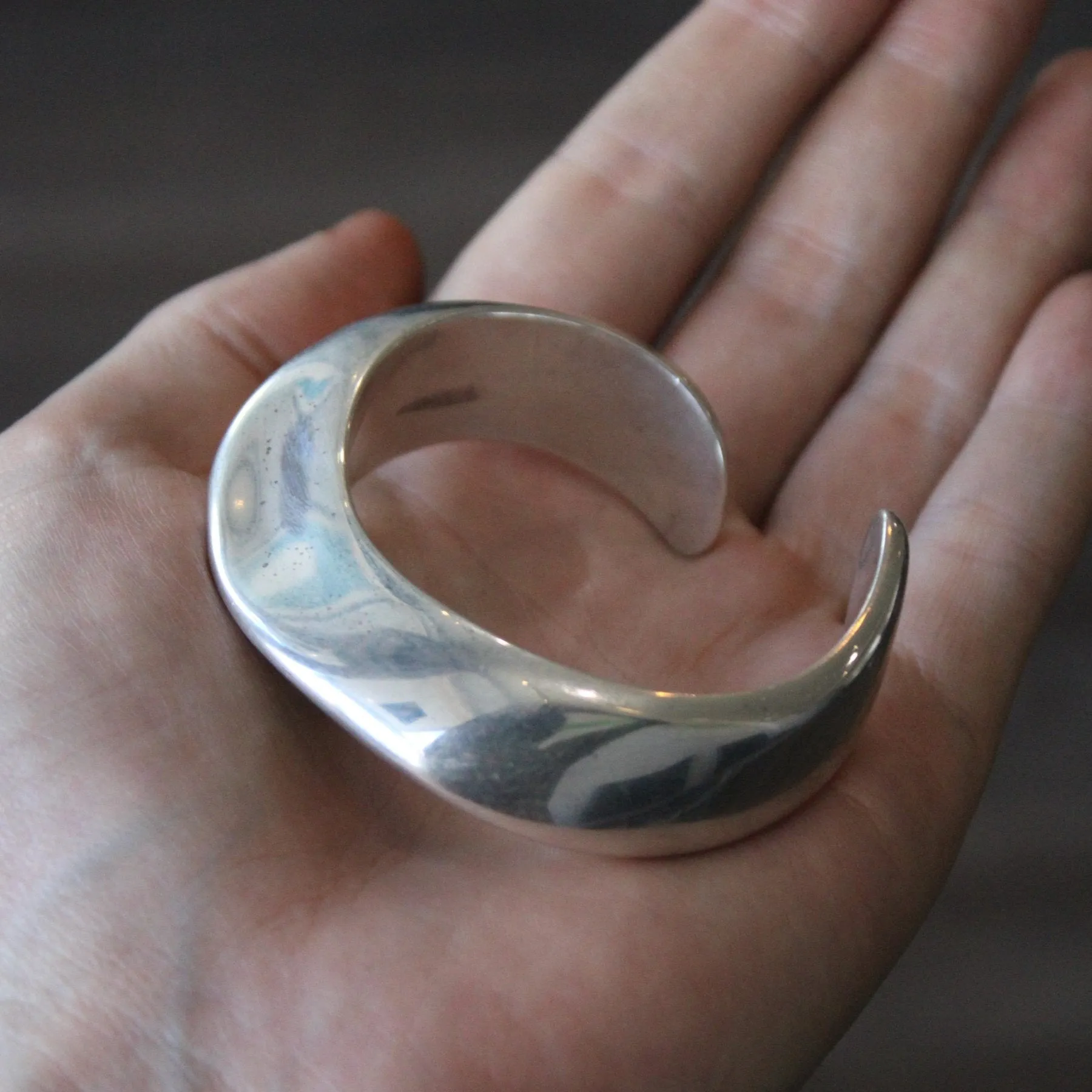 'Tiffany & Co.' Elsa Peretti® Swirl Cuff in Sterling